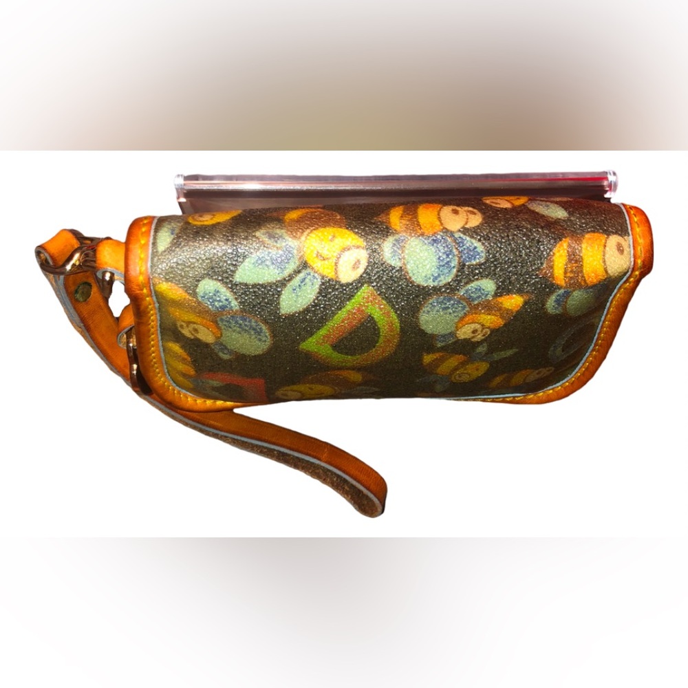 🐝 Dooney & Bourke Limited Edition Vintage Bumble Bee Wristlet Black Heart Charm - Picture 8 of 14